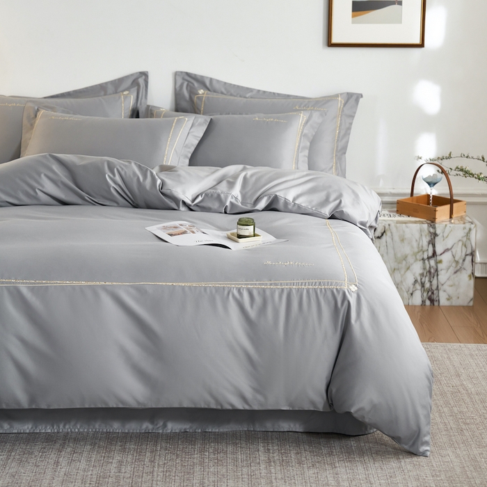 91家纺网 家纺一手货源 找家纺 千朵森 2025新款长绒棉纯棉轻奢款大版刺绣四件套-那拉提系列 那拉提-牧灰