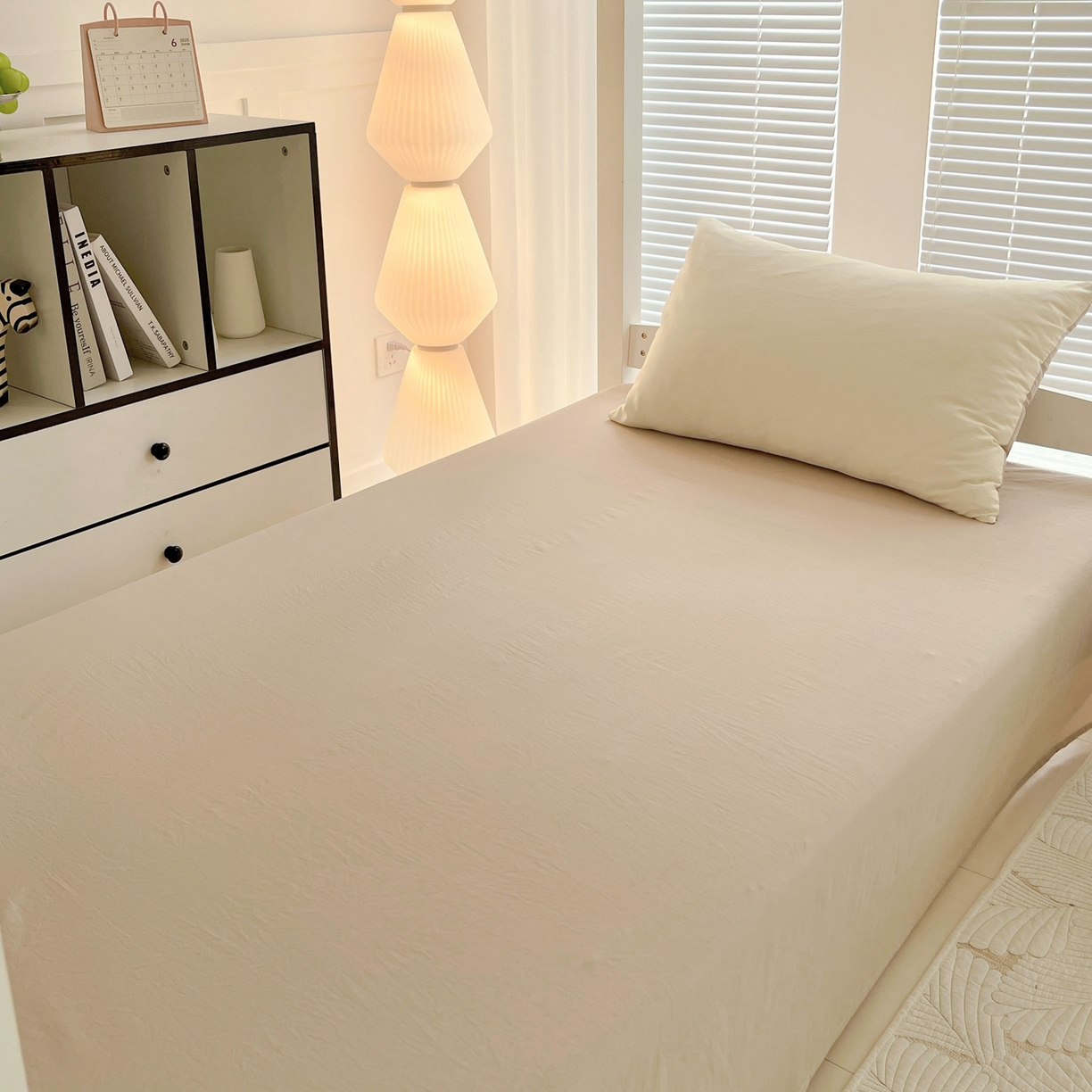 91家纺网 家纺一手货源 找家纺 纽缦家纺 2025新款纯色双拼水洗亲柔棉三件套宿舍三件套上下铺三件套 纯色双拼-米卡