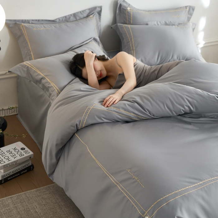 91家纺网 家纺一手货源 找家纺 千朵森 2025新款长绒棉纯棉轻奢款大版刺绣四件套-那拉提系列 那拉提-牧灰