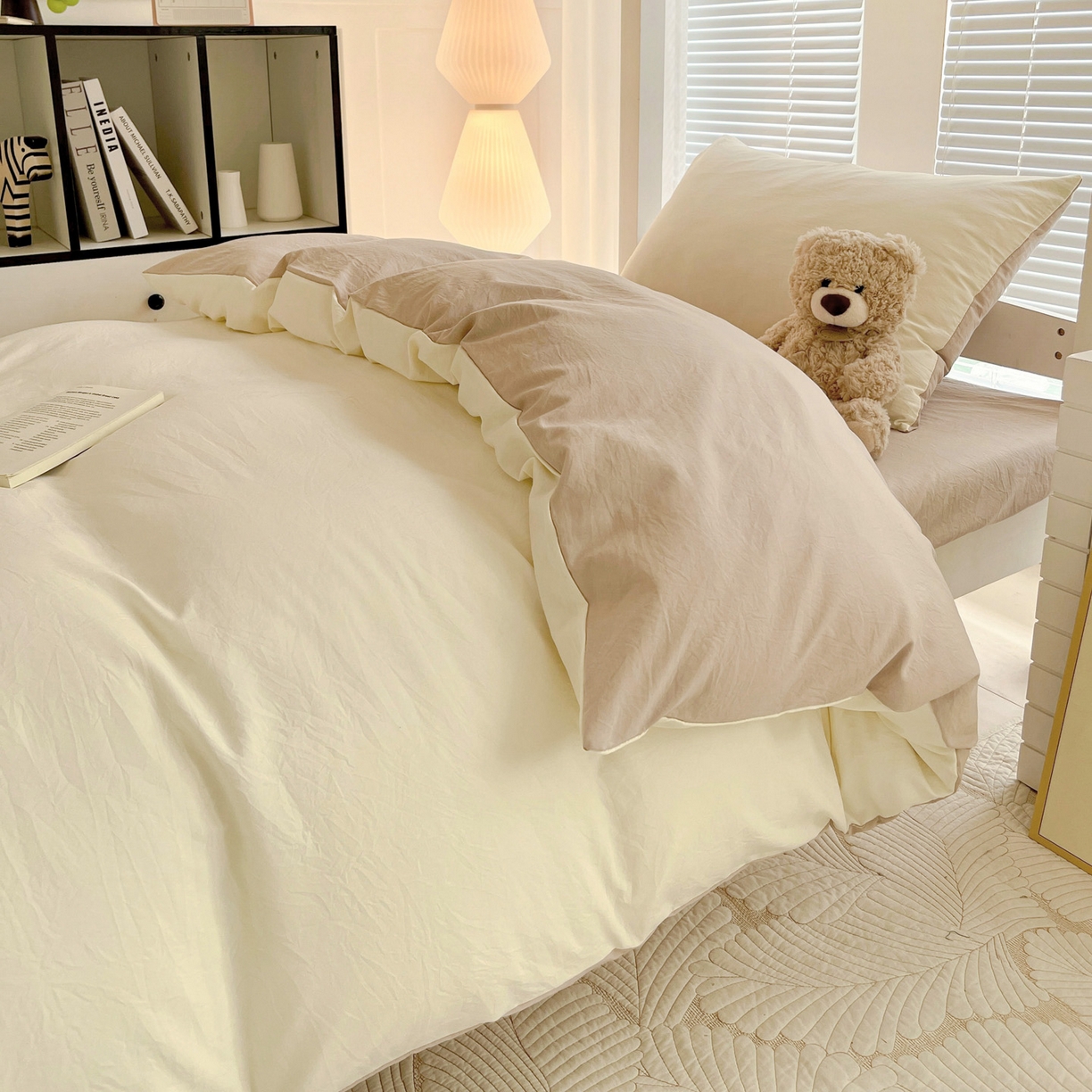 91家纺网 家纺一手货源 找家纺 纽缦家纺 2025新款纯色双拼水洗亲柔棉三件套宿舍三件套上下铺三件套 纯色双拼-米卡