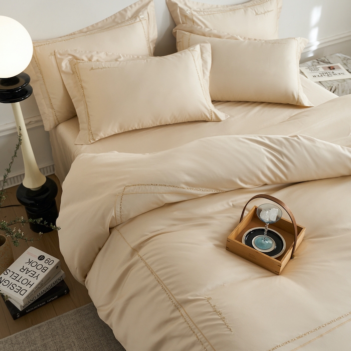 91家纺网 家纺一手货源 找家纺 千朵森 2025新款长绒棉纯棉轻奢款大版刺绣四件套-那拉提系列 那拉提-奶茶