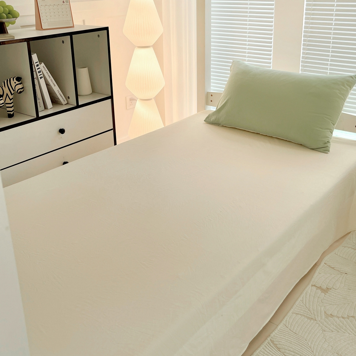 91家纺网 家纺一手货源 找家纺 纽缦家纺 2025新款纯色双拼水洗亲柔棉三件套宿舍三件套上下铺三件套 纯色双拼-苹果绿米