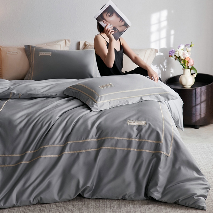 91家纺网 家纺一手货源 找家纺 千朵森 2025新款轻奢60长绒棉纯棉大版刺绣刺绣四件套-致简风华 致简风华-浅灰