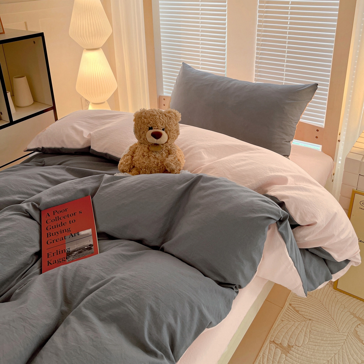 91家纺网 家纺一手货源 找家纺 纽缦家纺 2025新款纯色双拼水洗亲柔棉三件套宿舍三件套上下铺三件套 纯色双拼-浅灰粉