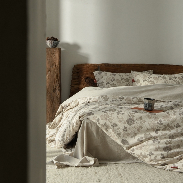 91家纺网 家纺一手货源 找家纺 羚羊语家纺 2025新款A类棉麻高支密原生棉花亚麻四件套复古色织数码印花文艺风绉绉汉麻亚麻自 絮语