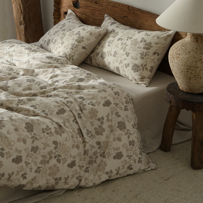 91家纺网 家纺一手货源 找家纺 羚羊语家纺 2025新款A类棉麻高支密原生棉花亚麻四件套复古色织数码印花文艺风绉绉汉麻亚麻自 絮语