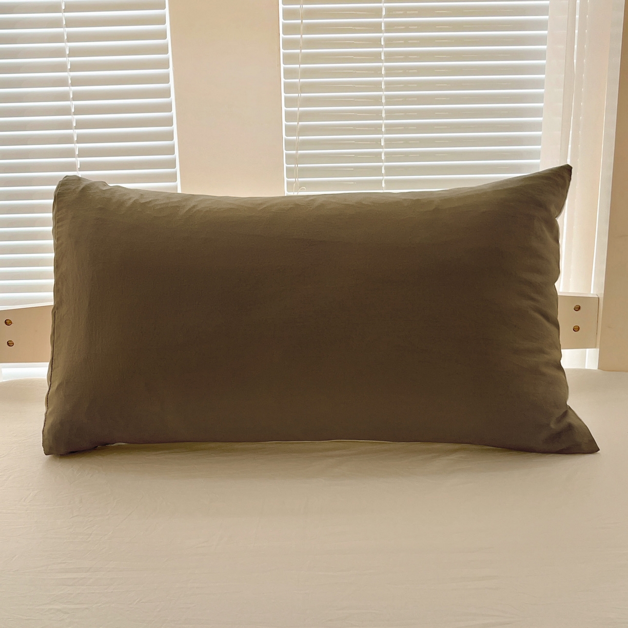 91家纺网 家纺一手货源 找家纺 纽缦家纺 2025新款纯色双拼水洗亲柔棉三件套宿舍三件套上下铺三件套 纯色双拼-秋色咖