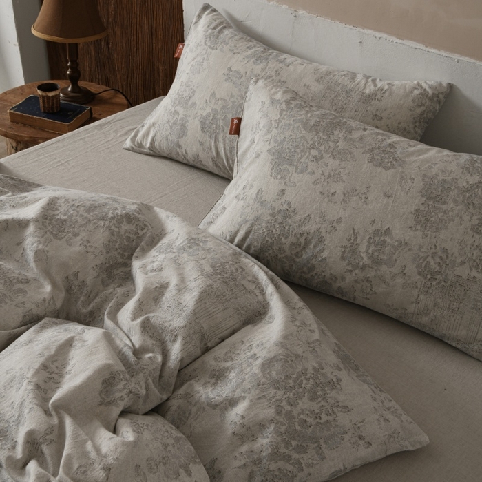 91家纺网 家纺一手货源 找家纺 羚羊语家纺 2025新款A类棉麻高支密原生棉花亚麻四件套复古色织数码印花文艺风绉绉汉麻亚麻自 浮生记