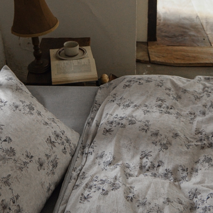 91家纺网 家纺一手货源 找家纺 羚羊语家纺 2025新款A类棉麻高支密原生棉花亚麻四件套复古色织数码印花文艺风绉绉汉麻亚麻自 空谷集