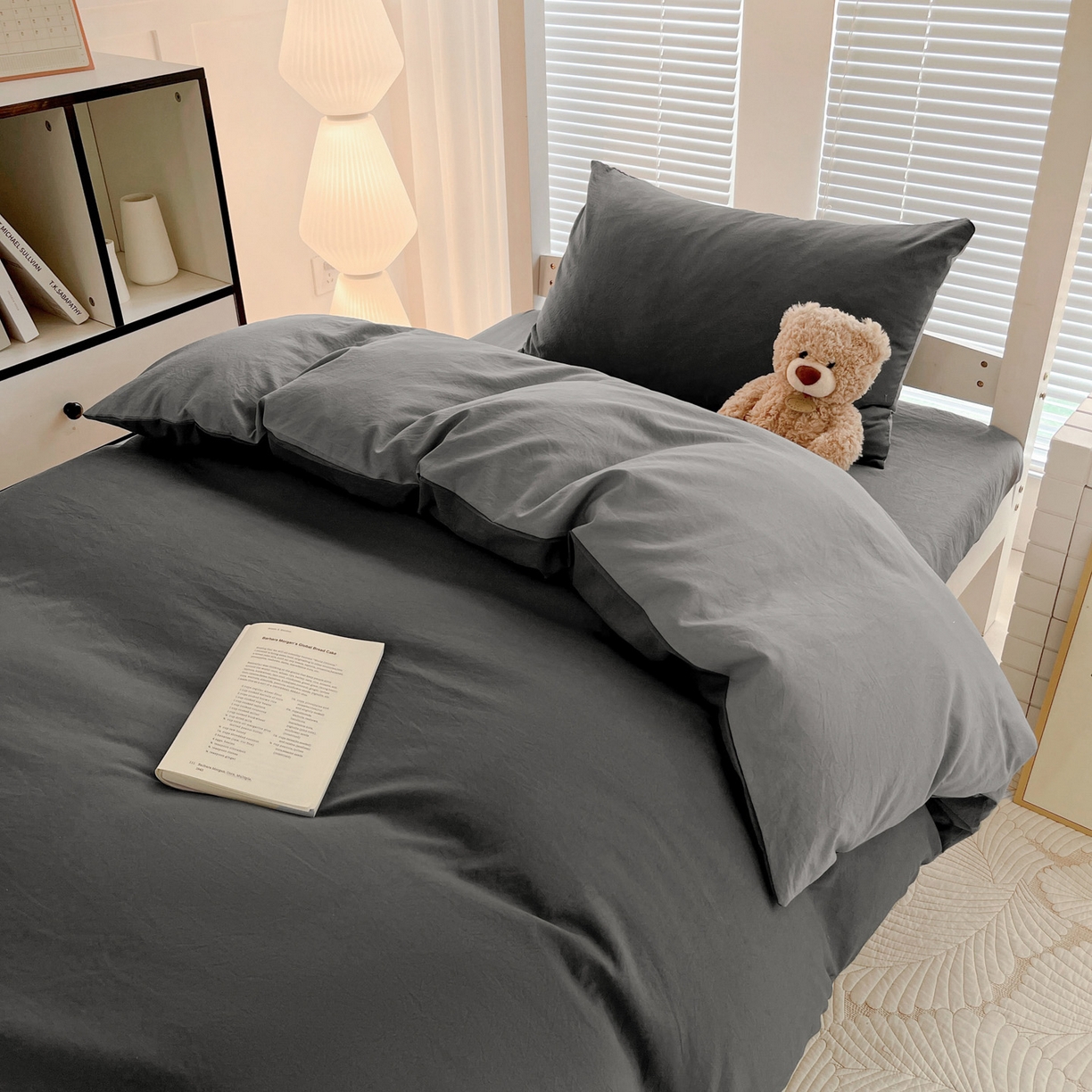 91家纺网 家纺一手货源 找家纺 纽缦家纺 2025新款纯色双拼水洗亲柔棉三件套宿舍三件套上下铺三件套 纯色双拼-深浅灰