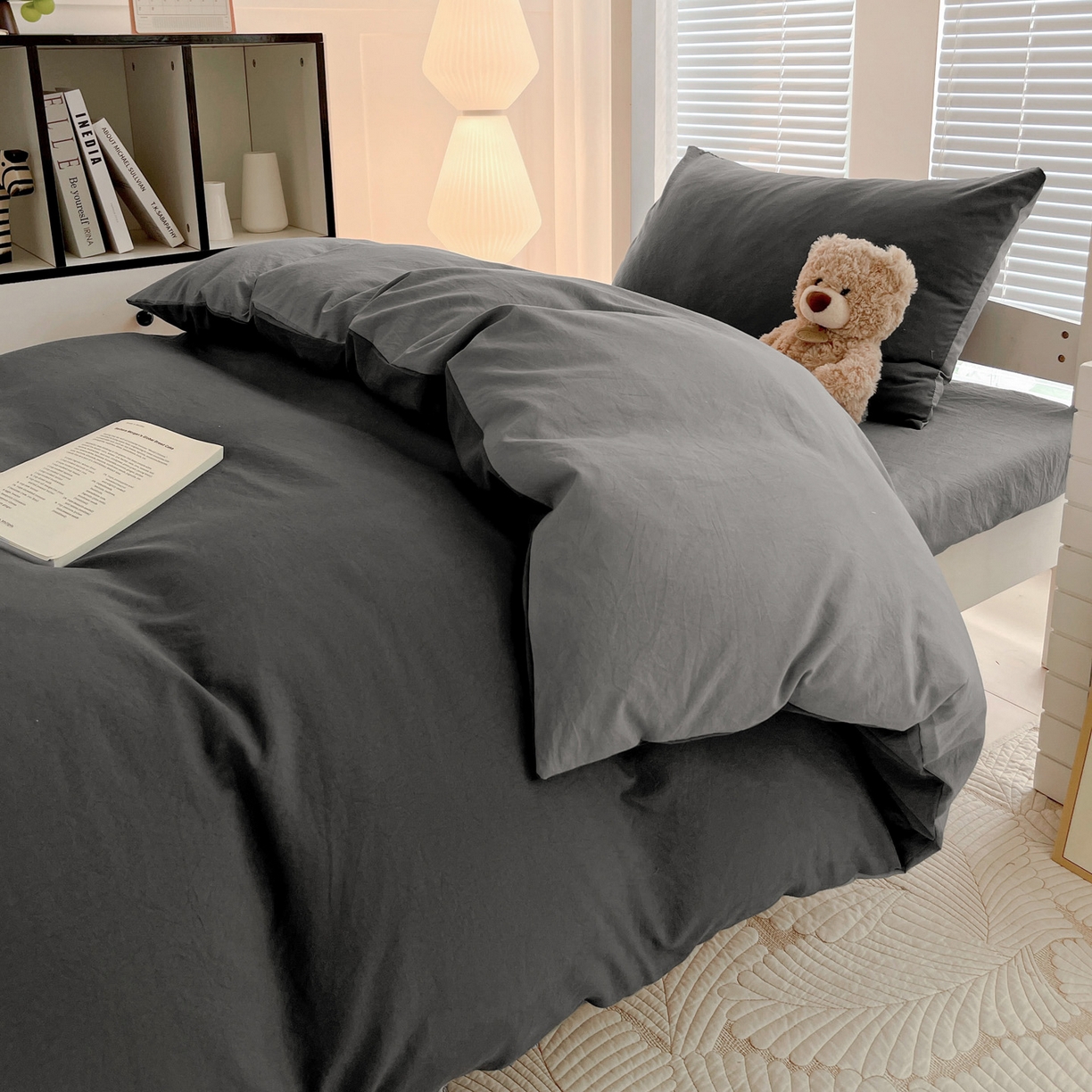 91家纺网 家纺一手货源 找家纺 纽缦家纺 2025新款纯色双拼水洗亲柔棉三件套宿舍三件套上下铺三件套 纯色双拼-深浅灰