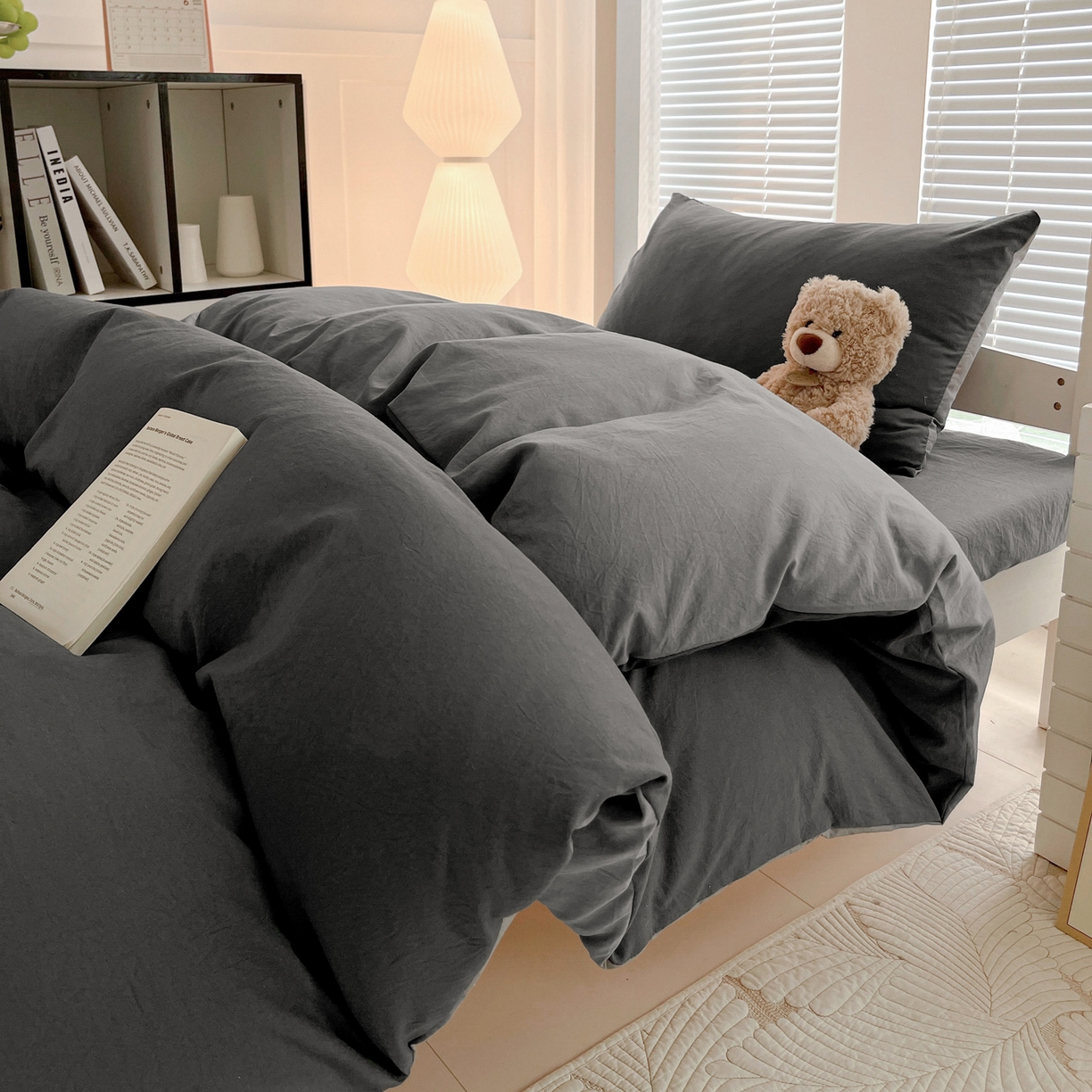 91家纺网 家纺一手货源 找家纺 纽缦家纺 2025新款纯色双拼水洗亲柔棉三件套宿舍三件套上下铺三件套 纯色双拼-深浅灰