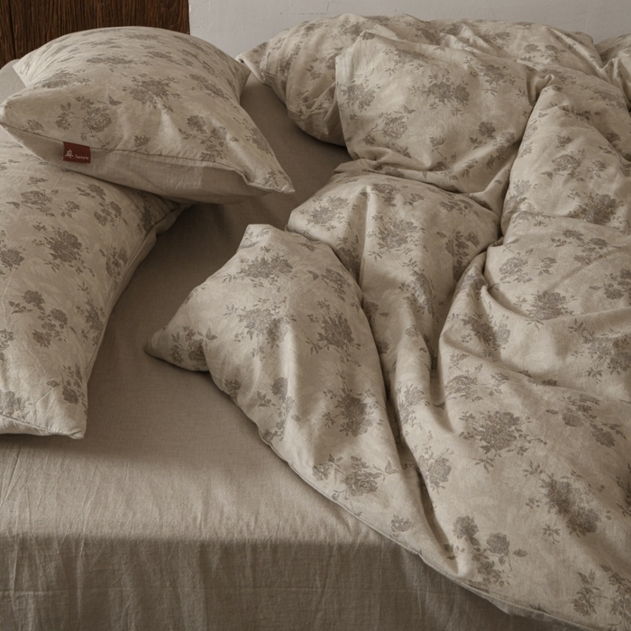 91家纺网 家纺一手货源 找家纺 羚羊语家纺 2025新款A类棉麻高支密原生棉花亚麻四件套复古色织数码印花文艺风绉绉汉麻亚麻自 小重山