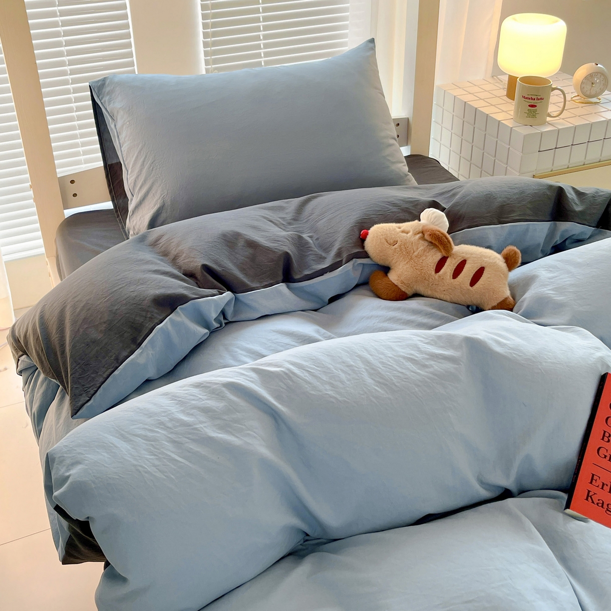 91家纺网 家纺一手货源 找家纺 纽缦家纺 2025新款纯色双拼水洗亲柔棉三件套宿舍三件套上下铺三件套 纯色双拼-天蓝灰