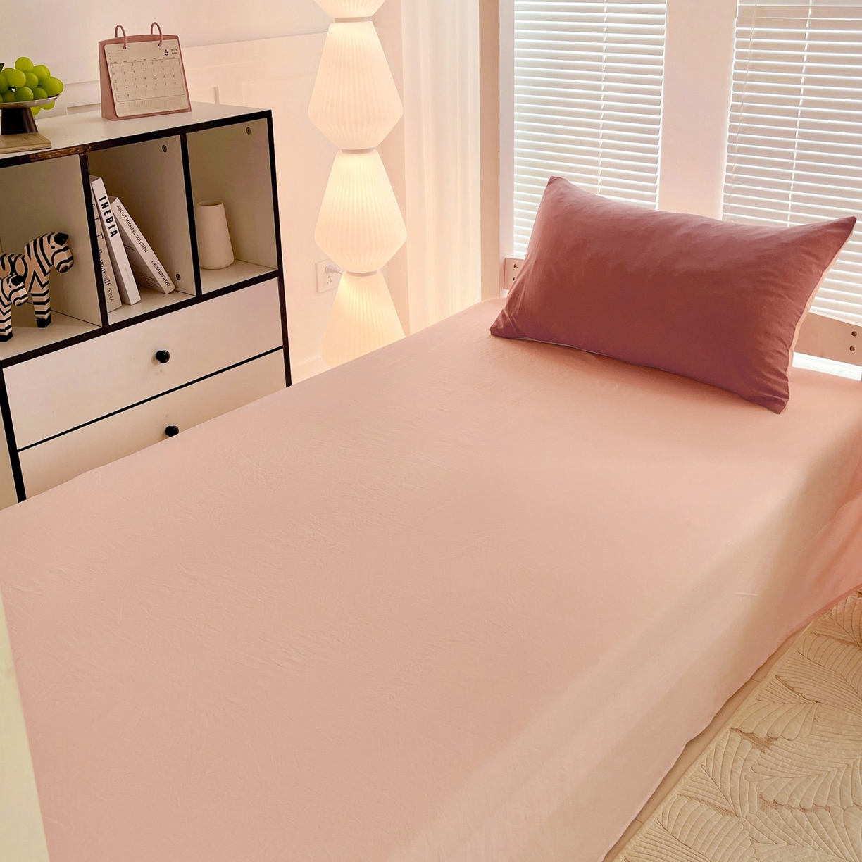 91家纺网 家纺一手货源 找家纺 纽缦家纺 2025新款纯色双拼水洗亲柔棉三件套宿舍三件套上下铺三件套 纯色双拼-砖红粉