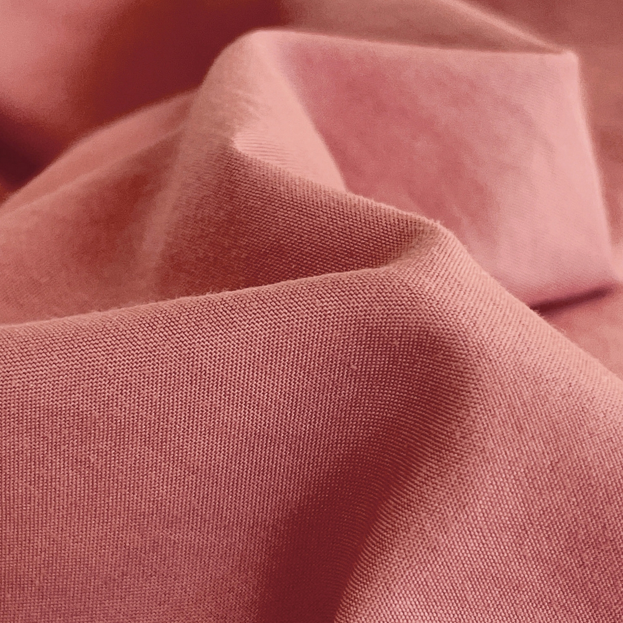 91家纺网 家纺一手货源 找家纺 纽缦家纺 2025新款纯色双拼水洗亲柔棉三件套宿舍三件套上下铺三件套 纯色双拼-砖红粉