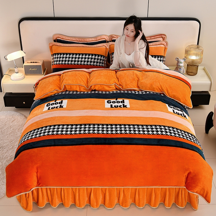 91家纺网 家纺一手货源 找家纺 2025直播爆款印花牛奶绒四件套8斤法莱绒印花四件套 青春时光