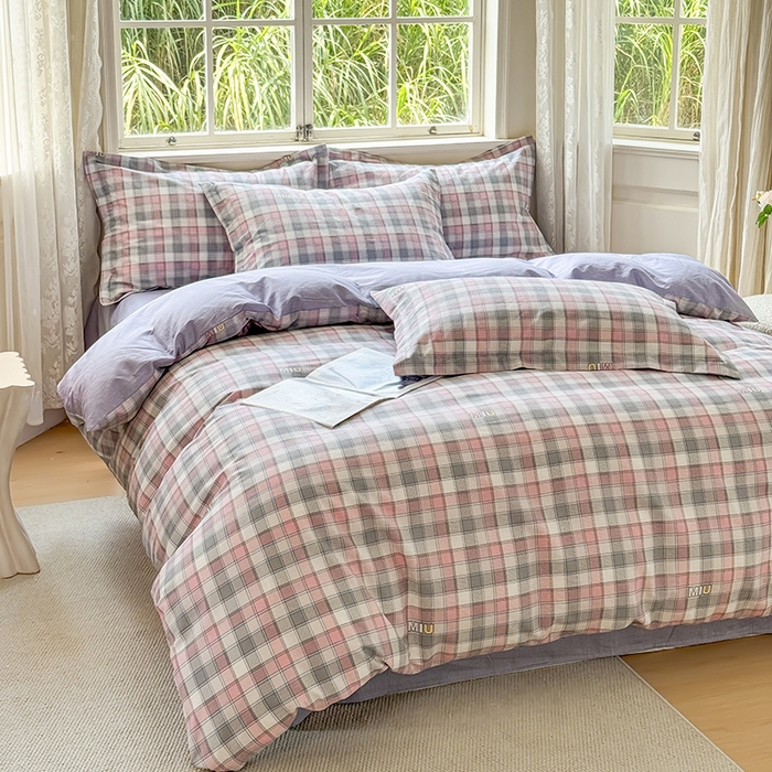 91家纺网 家纺一手货源 找家纺 卓越 工厂直营新款128*68全棉印花斜纹单枕套 木几小格