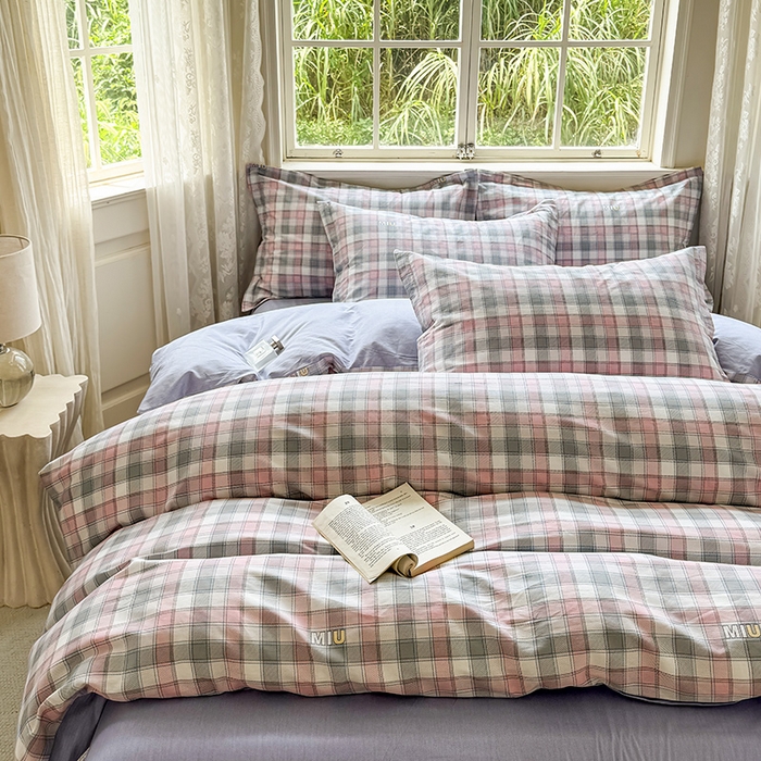 91家纺网 家纺一手货源 找家纺 卓越 工厂直营新款128*68全棉印花斜纹单枕套 木几小格