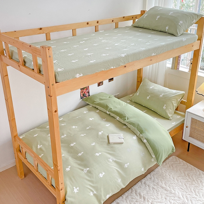 91家纺网 家纺一手货源 找家纺 纽缦家纺 2025新款A类水洗棉学生宿舍三件套上下铺三件套 小绿鸭