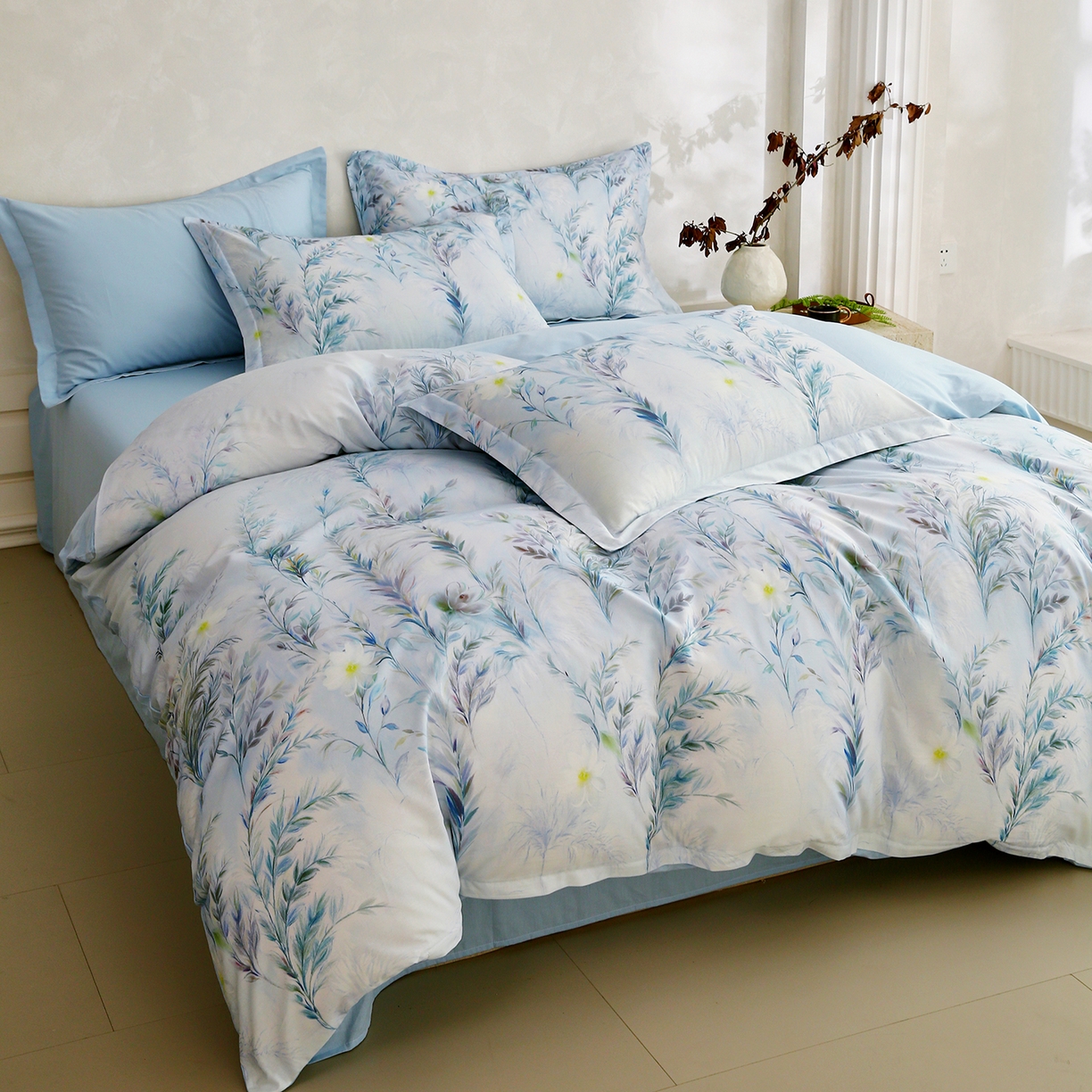 91家纺网 家纺一手货源 找家纺 金鑫汇家纺 2025新款13372全棉纯棉高端数码印花四件套 幽兰生香-蓝