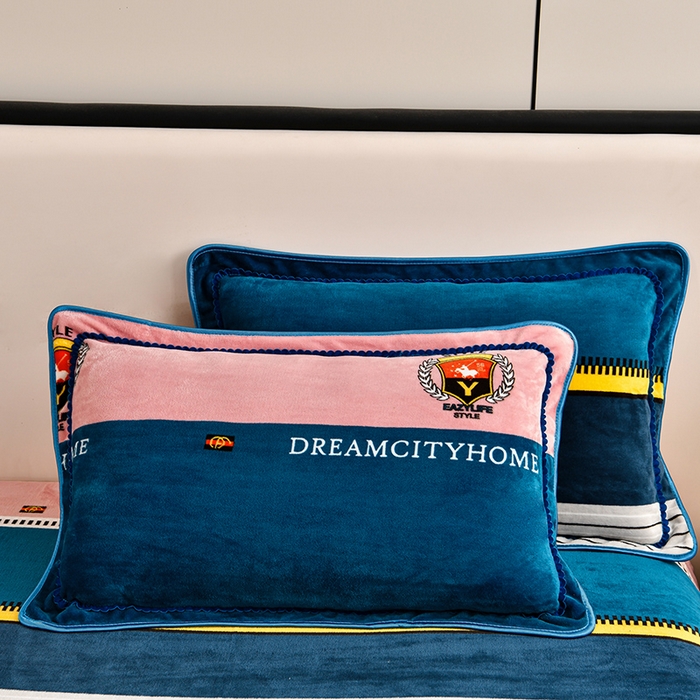 91家纺网 家纺一手货源 找家纺 2025直播爆款印花牛奶绒四件套8斤法莱绒印花四件套 都市生活