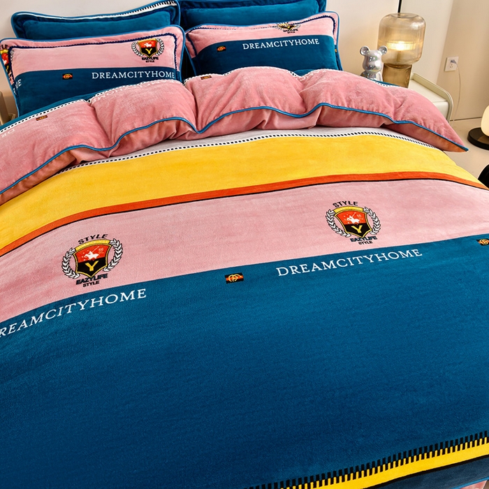 91家纺网 家纺一手货源 找家纺 2025直播爆款印花牛奶绒四件套8斤法莱绒印花四件套 都市生活