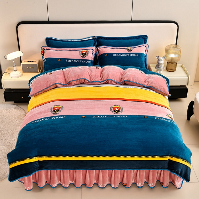 91家纺网 家纺一手货源 找家纺 2025直播爆款印花牛奶绒四件套8斤法莱绒印花四件套 都市生活