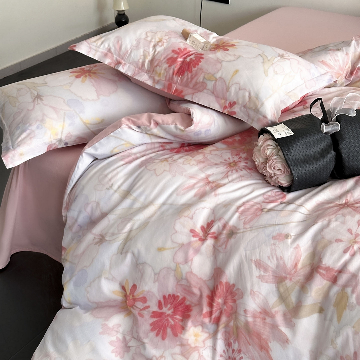 91家纺网 家纺一手货源 找家纺 金鑫汇家纺 2025新款13772全棉纯棉高端数码印花单被套 被套单件 木槿-粉