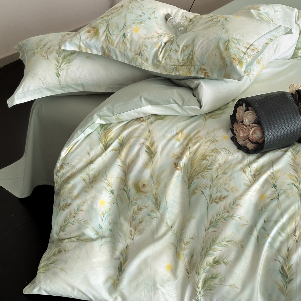 91家纺网 家纺一手货源 找家纺 金鑫汇家纺 2025新款13772全棉纯棉高端数码印花单被套 被套单件 幽兰生香-绿