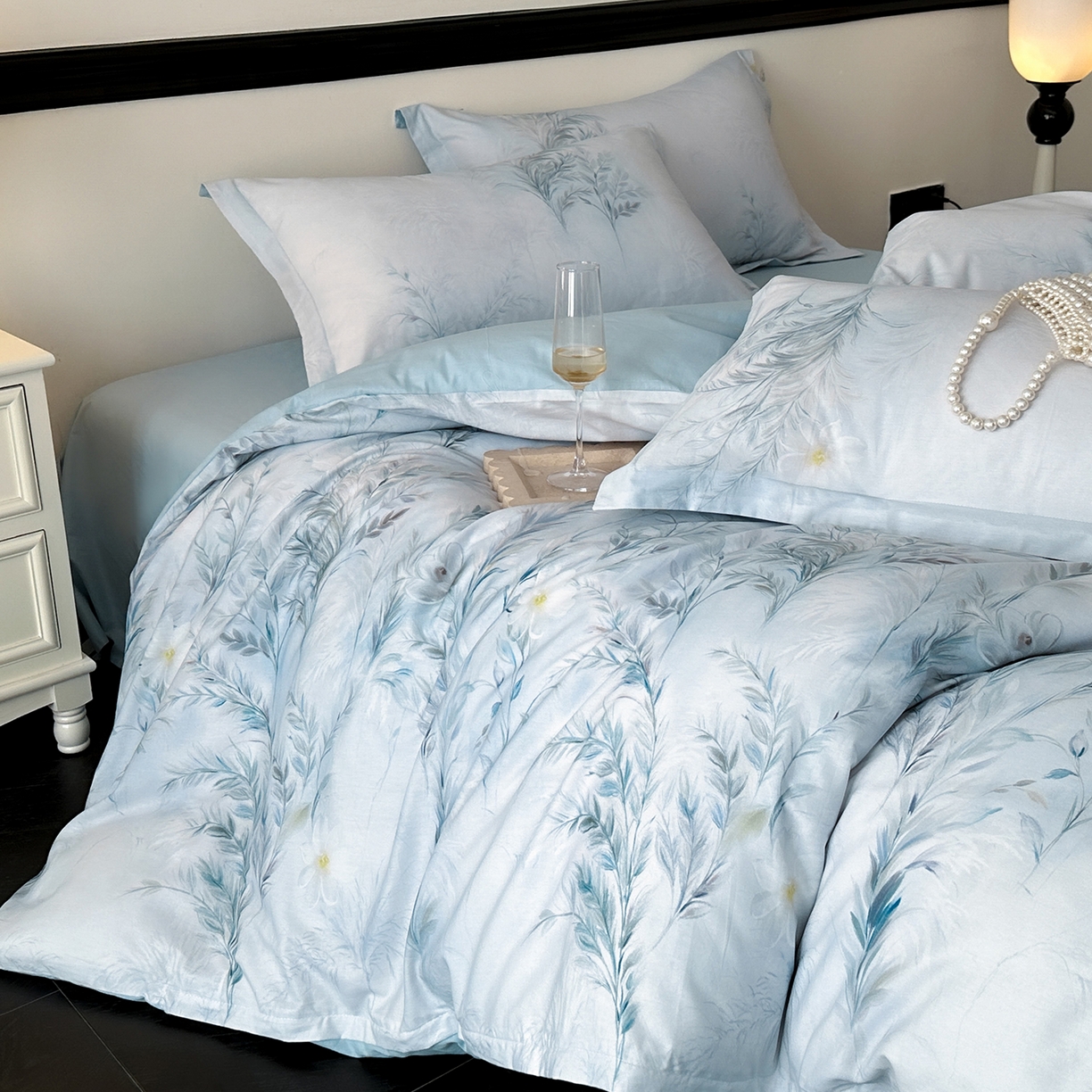 91家纺网 家纺一手货源 找家纺 金鑫汇家纺 2025新款13772全棉纯棉高端数码印花单被套 被套单件 幽兰生香-蓝