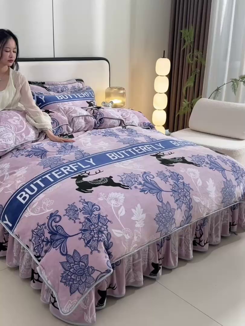 91家纺网 家纺一手货源 找家纺 2025直播爆款印花牛奶绒四件套8斤法莱绒印花四件套 梦幻鹿