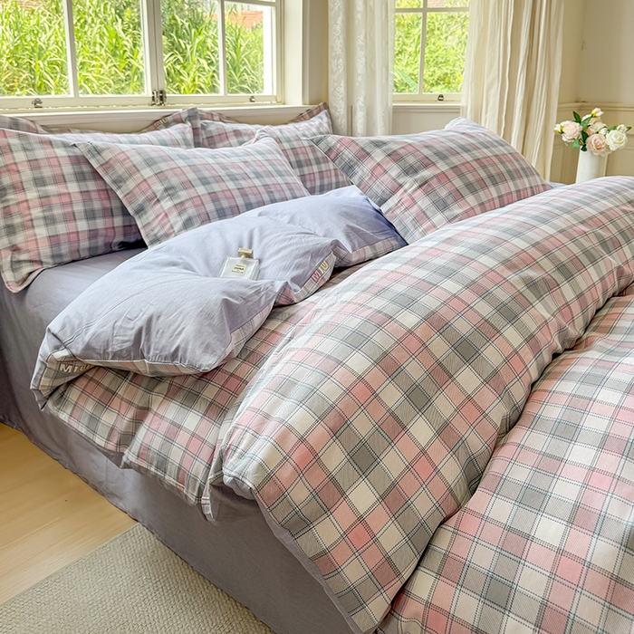 91家纺网 家纺一手货源 找家纺 卓越 工厂直营新款128*68全棉印花斜纹单被套 木几小格