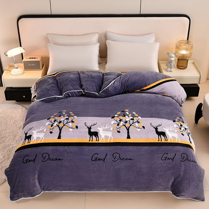 91家纺网 家纺一手货源 找家纺 2025直播爆款印花牛奶绒四件套8斤法莱绒印花四件套 一鹿相伴