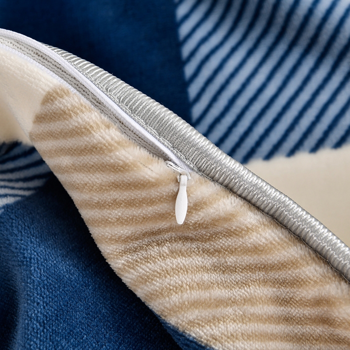 91家纺网 家纺一手货源 找家纺 2025直播爆款印花牛奶绒印花单被套220克法莱绒被套单件枕套蓝大格