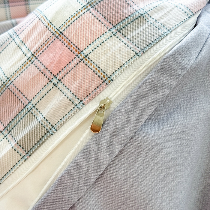 91家纺网 家纺一手货源 找家纺 卓越 2025新款128*68全棉印花四件套 木几小格