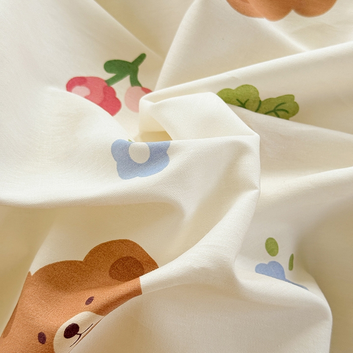 91家纺网 家纺一手货源 找家纺 卓越 2025新款128*68全棉印花四件套 熊可爱