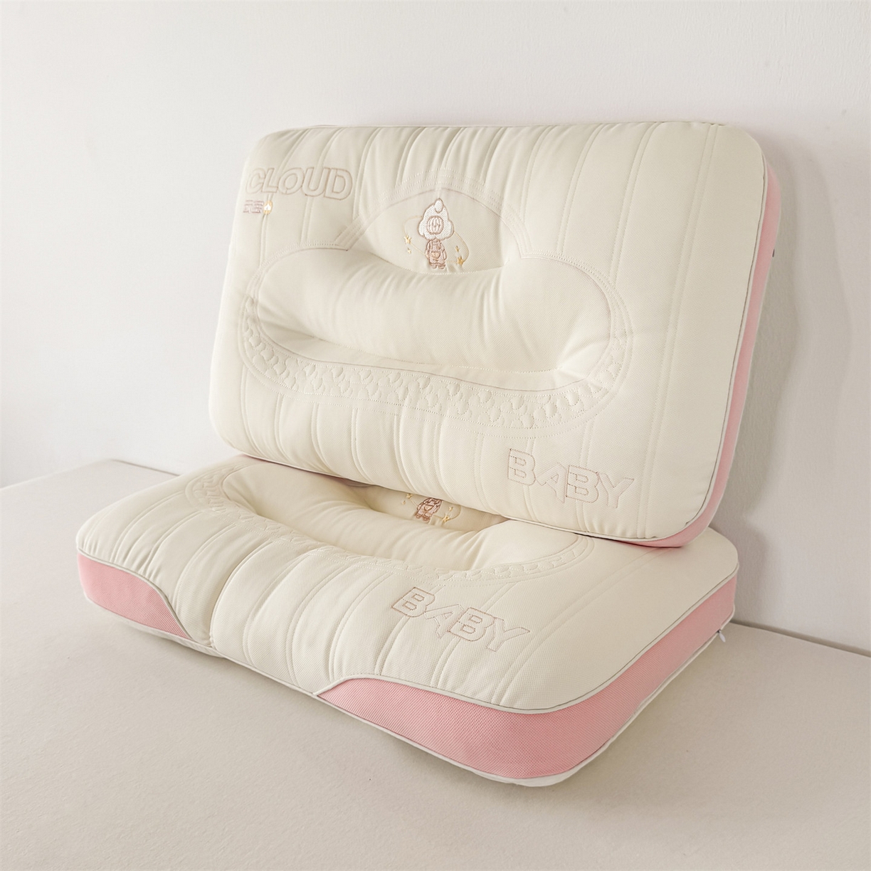 91家纺网 家纺一手货源 找家纺 （总）麦肯锡 2025新款云宝释压倍暖枕 枕头枕芯