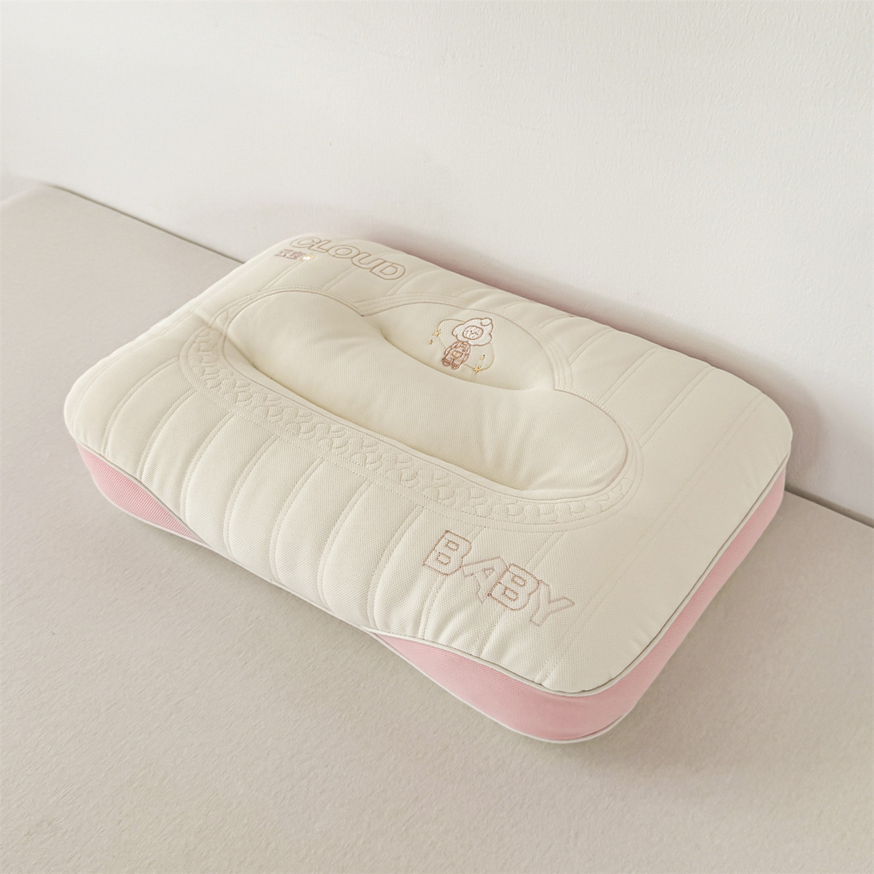 91家纺网 家纺一手货源 找家纺 （总）麦肯锡 2025新款云宝释压倍暖枕 枕头枕芯