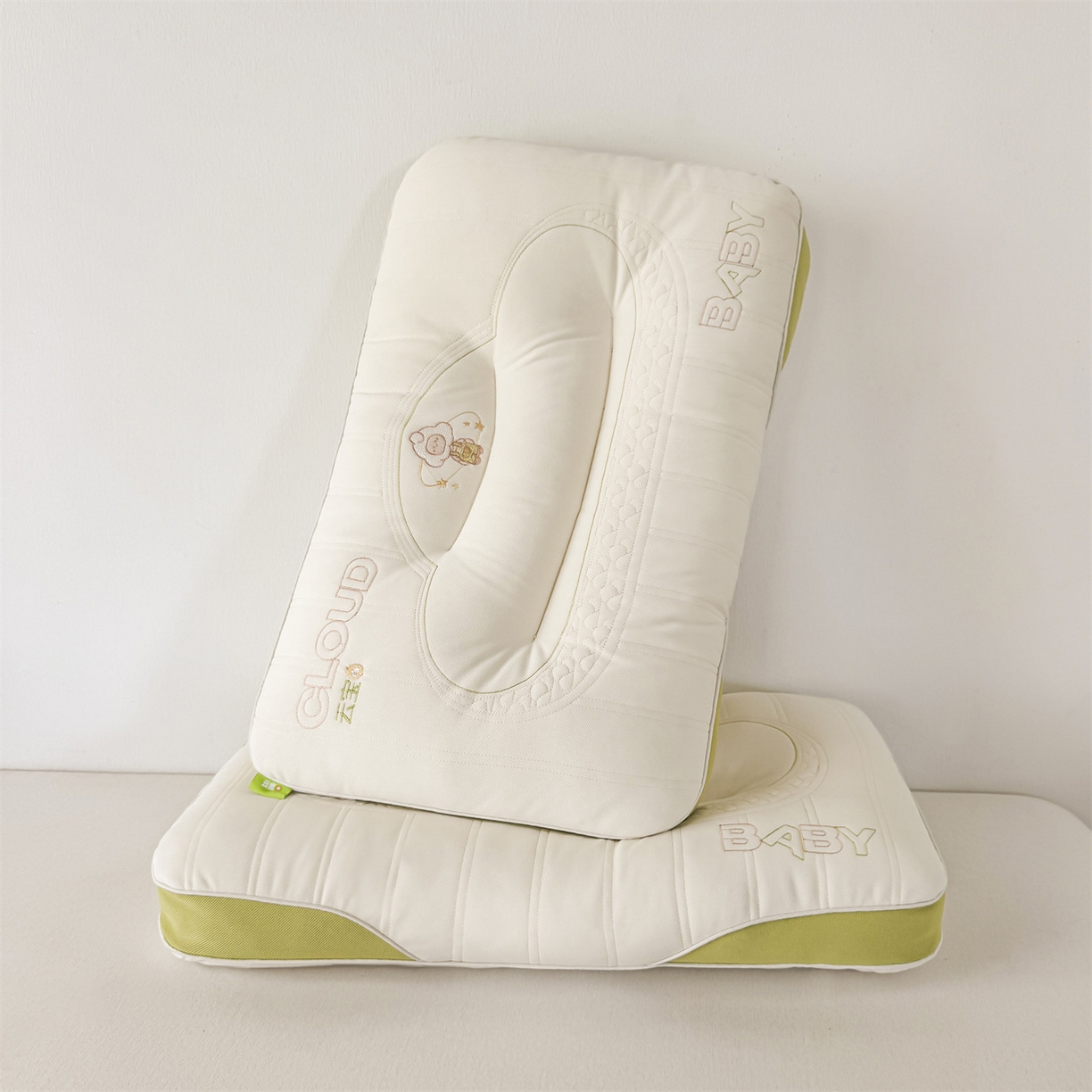 91家纺网 家纺一手货源 找家纺 麦肯锡 2025新款云宝释压倍暖枕 枕头枕芯 嫩黄色