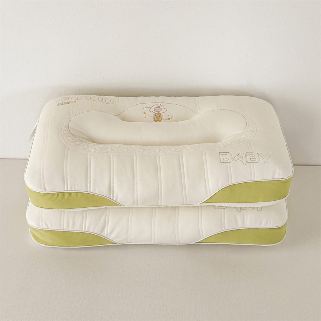 91家纺网 家纺一手货源 找家纺 麦肯锡 2025新款云宝释压倍暖枕 枕头枕芯 嫩黄色