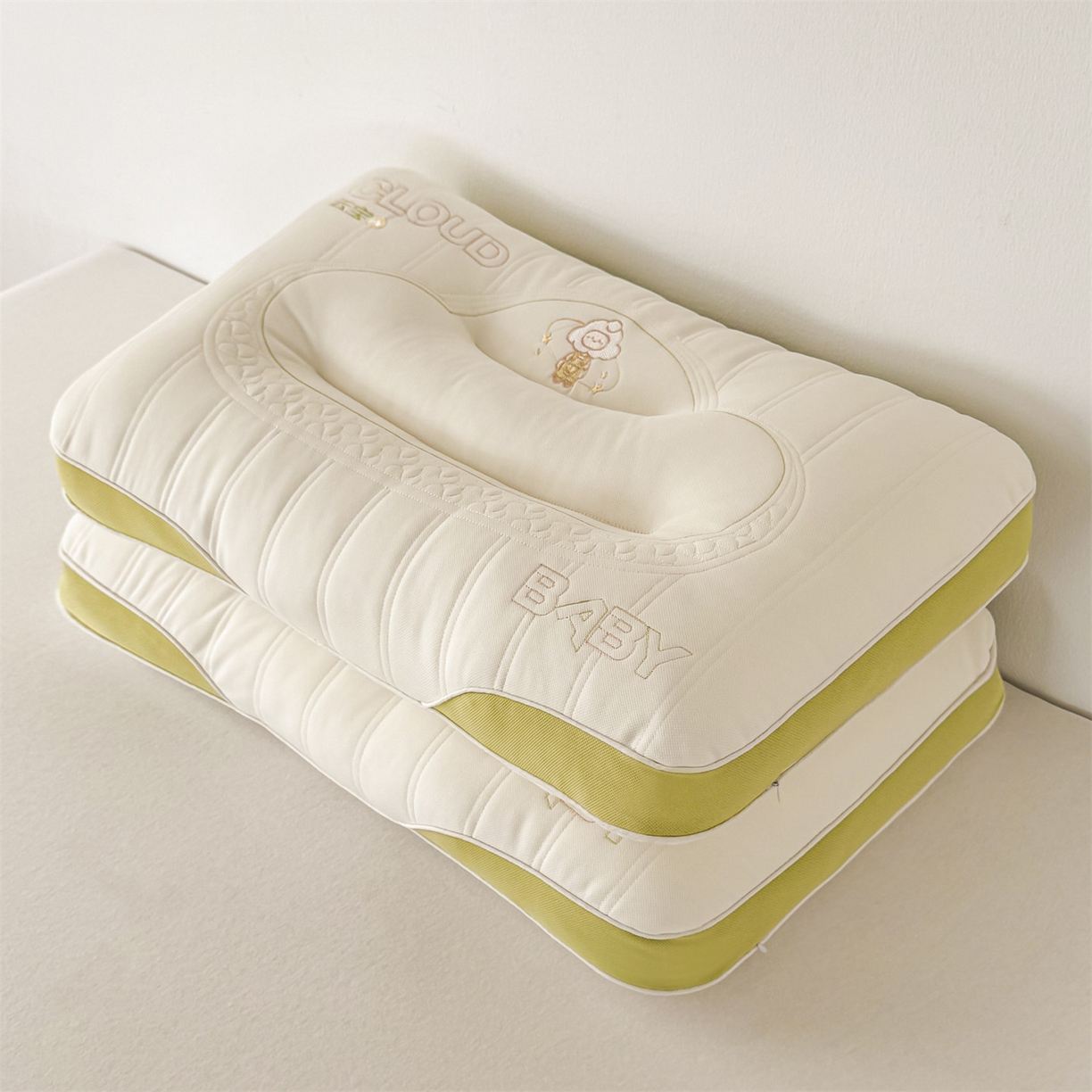 91家纺网 家纺一手货源 找家纺 麦肯锡 2025新款云宝释压倍暖枕 枕头枕芯 嫩黄色