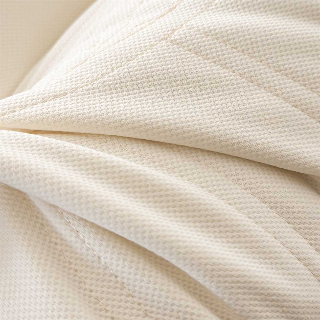 91家纺网 家纺一手货源 找家纺 麦肯锡 2025新款云宝释压倍暖枕 枕头枕芯 奶粉色