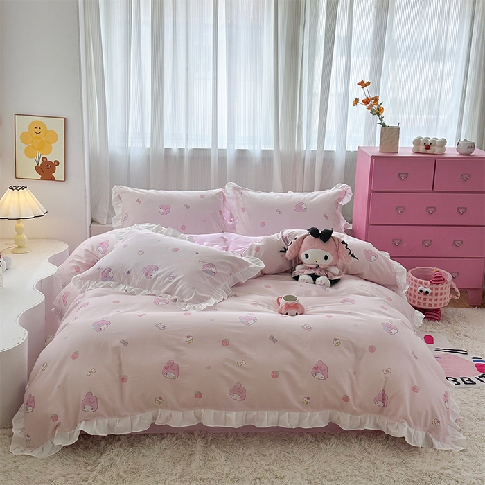 91家纺网 家纺一手货源 找家纺 玉元坊2025新款三丽鸥系列 全棉床单纯棉床裙三四件套 可可美乐蒂-白花边款