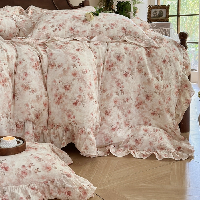 91家纺网 家纺一手货源 找家纺 木楌家居2025新款法式油画风全棉双层皱皱纱四件套 香蜜桃桃