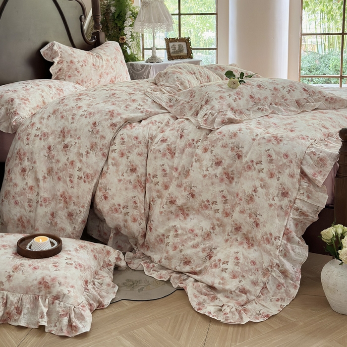 91家纺网 家纺一手货源 找家纺 木楌家居2025新款法式油画风全棉双层皱皱纱四件套 香蜜桃桃