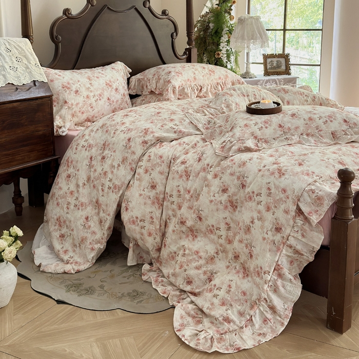 91家纺网 家纺一手货源 找家纺 木楌家居2025新款法式油画风全棉双层皱皱纱四件套 香蜜桃桃