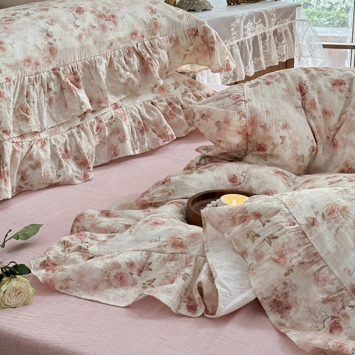 91家纺网 家纺一手货源 找家纺 木楌家居2025新款法式油画风全棉双层皱皱纱四件套 香蜜桃桃