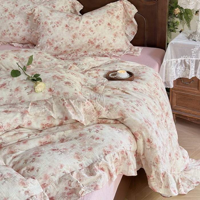 91家纺网 家纺一手货源 找家纺 木楌家居2025新款法式油画风全棉双层皱皱纱四件套 香蜜桃桃