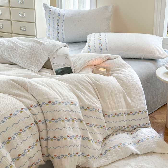 91家纺网 家纺一手货源 找家纺 （总）木楌家居2025新款全棉彩点皱皱纱绣花四件套